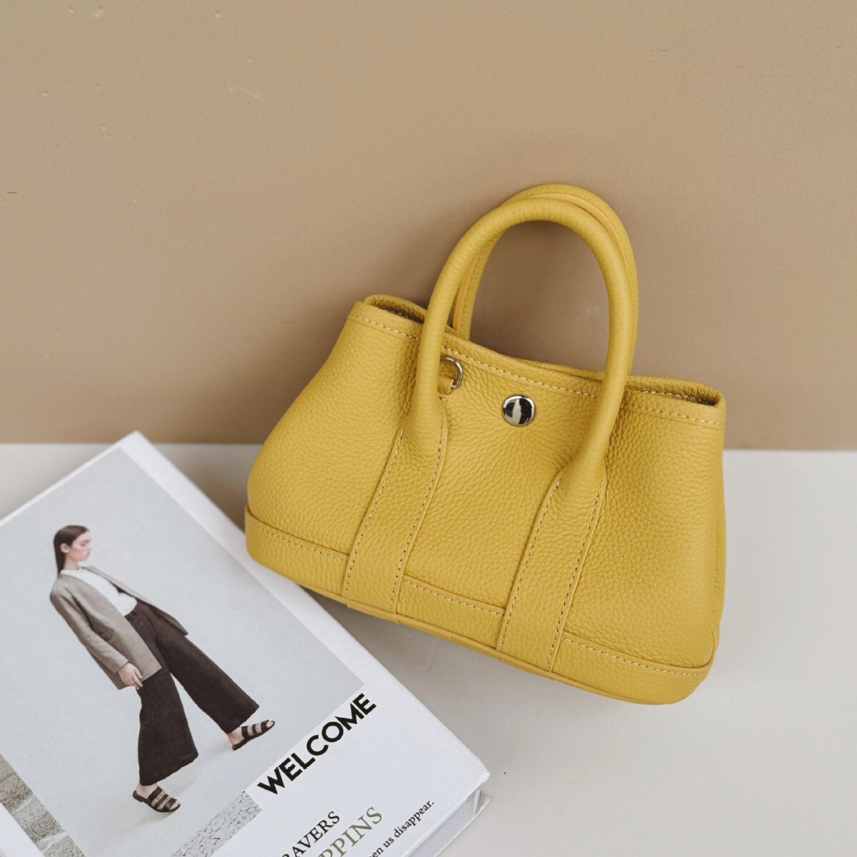 Crossbody Mini Garden Bag 2025 New Fashionable And Versatile Leather Tote Bag For Spring And Summer High End And Niche Leather Shoulder Bag
