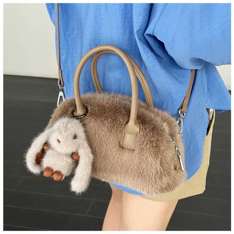 Charming Plush Crossbody Bag Fashionable Soft Womens Handbag Trendy Autumn Winter New Style Cute Fluffy Bag K251121