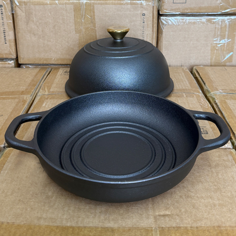 Cast iron enamel black bread pan for baking European style bread dual-purpose pan with double ears flat bottomed frying pan for baking bread diameter 
