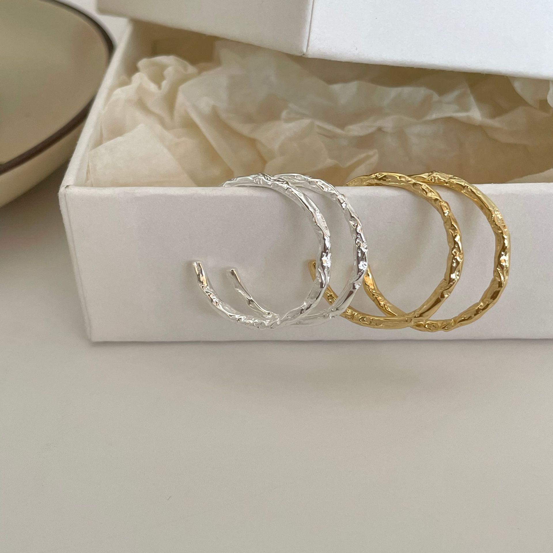 Chic Gold Tone Hammered Hoop Earrings Women's Fashion Jewelry Textured Design for a Casual yet Stylish Look