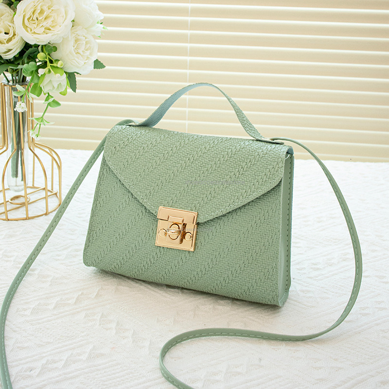 Simplified 2025 Women's Designer Fashion Luxury Handbag Korean Edition Square Crossbody Bag