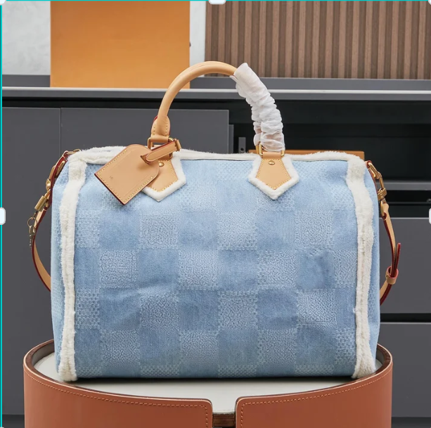 High quality Designer bag women Luxury bag patent leather handbags gold shoulder bags retro fashion crossbody bag Oil Wax Cowhide long handle boston handbag se