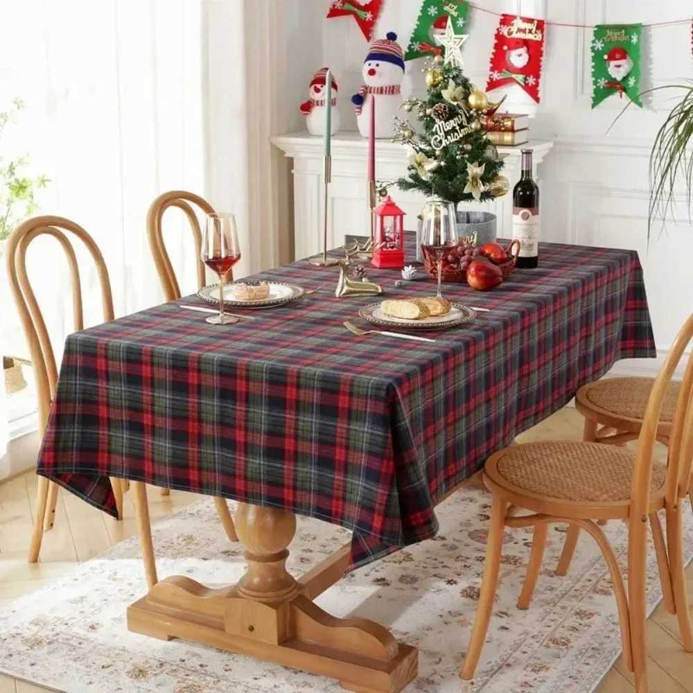 VIKAMA Christmas Plaid Tablecloth Waterproof and Stain-Resistant Table Cover for Home Gatherings and Restaurant Decor table C251122