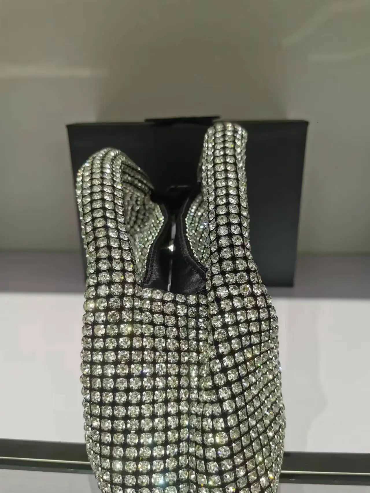 Women Rhinestones Evening tote Bag shining Crystal Party Wedding bucket Bag silver pink color wholsale K251121