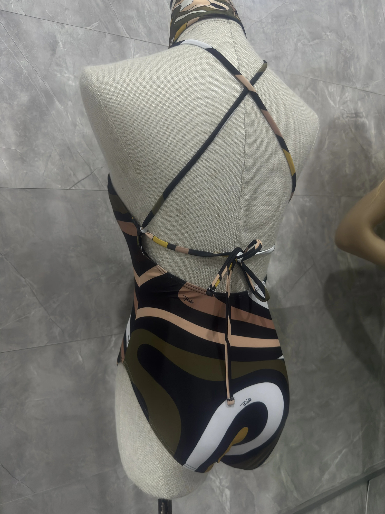 Womens swimwear backless strapless 250422