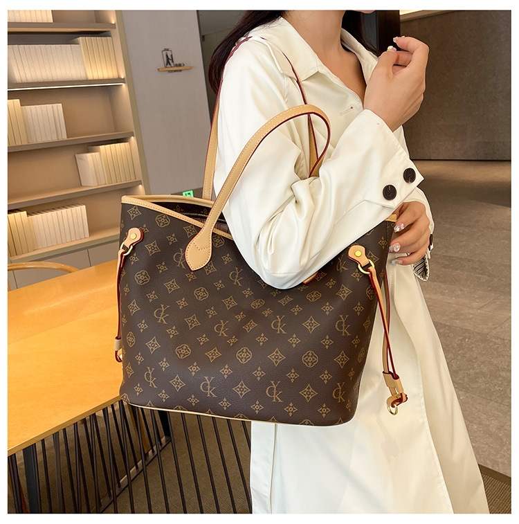 Designer shoulder bag free shipping Tote Bag Women 2025 New Style fashionable geometric pattern large-capacity trendy commuter single-shoulder bag bro