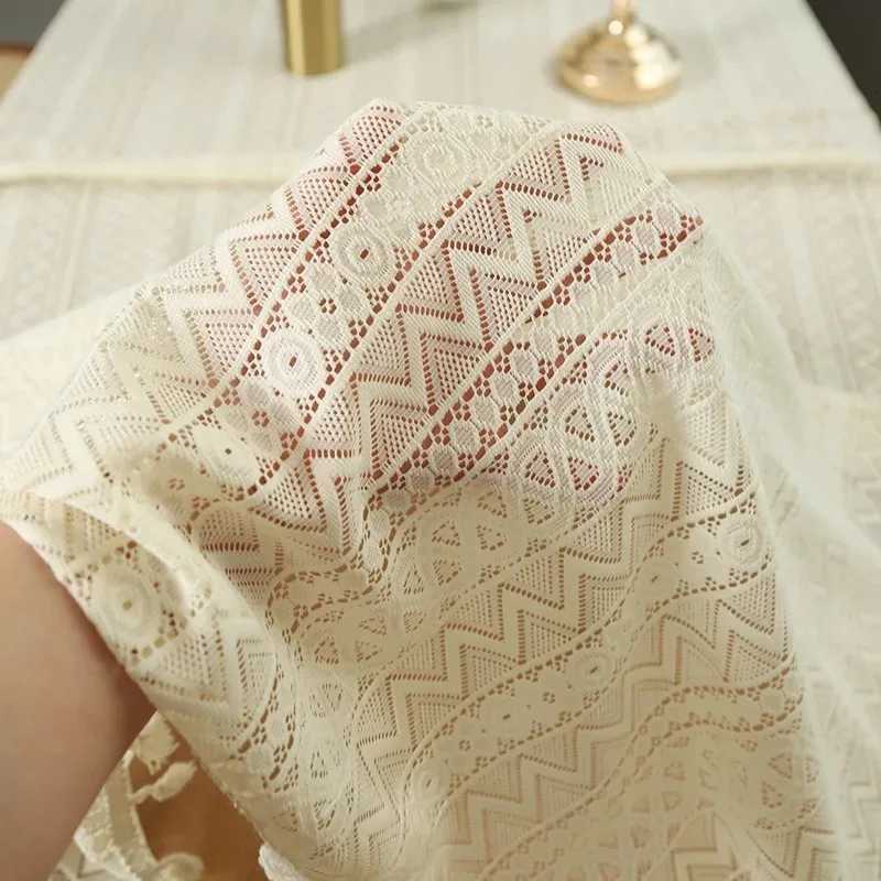 1PC Pastoral Style Lace Beige Tablecloth Cotton and Linen Table Cloth Hollow-Out Household Non-Slip Tablecloths Decor Home C251122