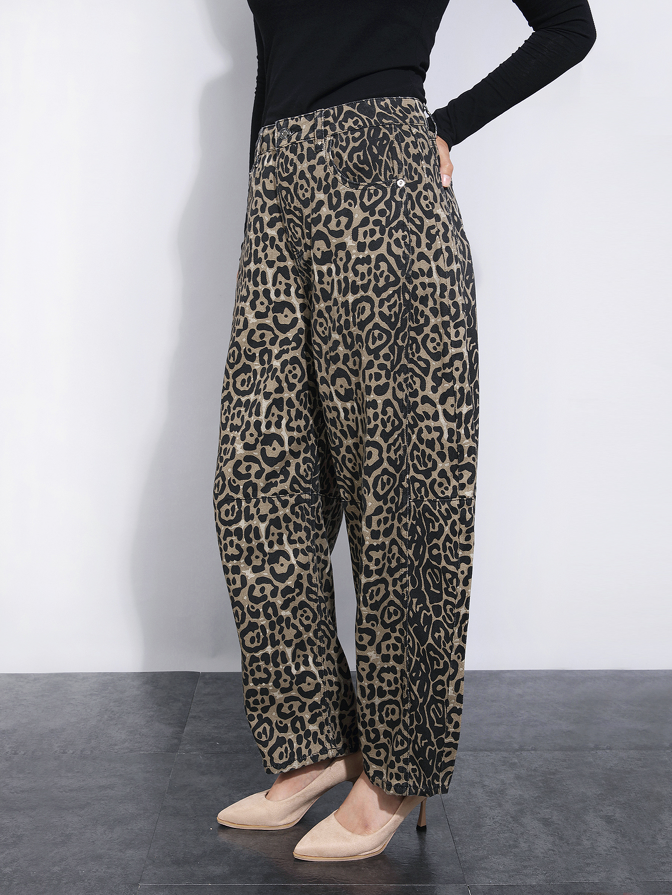 2025 New leopard print non-elastic trendy American pure cotton retro curved jeans for women---tg0021