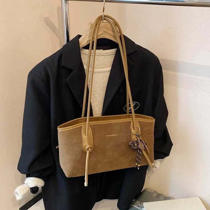 Luxury Famous Handbag For Women Leather Messenger Bag Shoulder Crossbody Bag Elegant Classic DesignerT251122