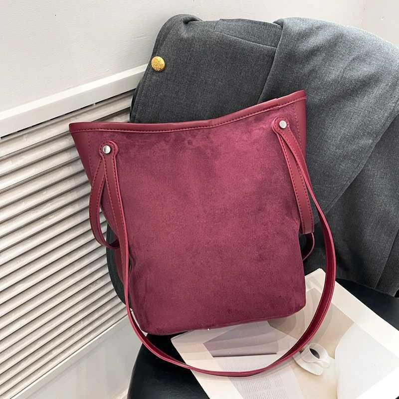Fashion Solid Faux Suede Shoulder Bag Light Luxury Retro Purse Large Capacity Commuter Tote for Women Simple Casual Work Bag X251122