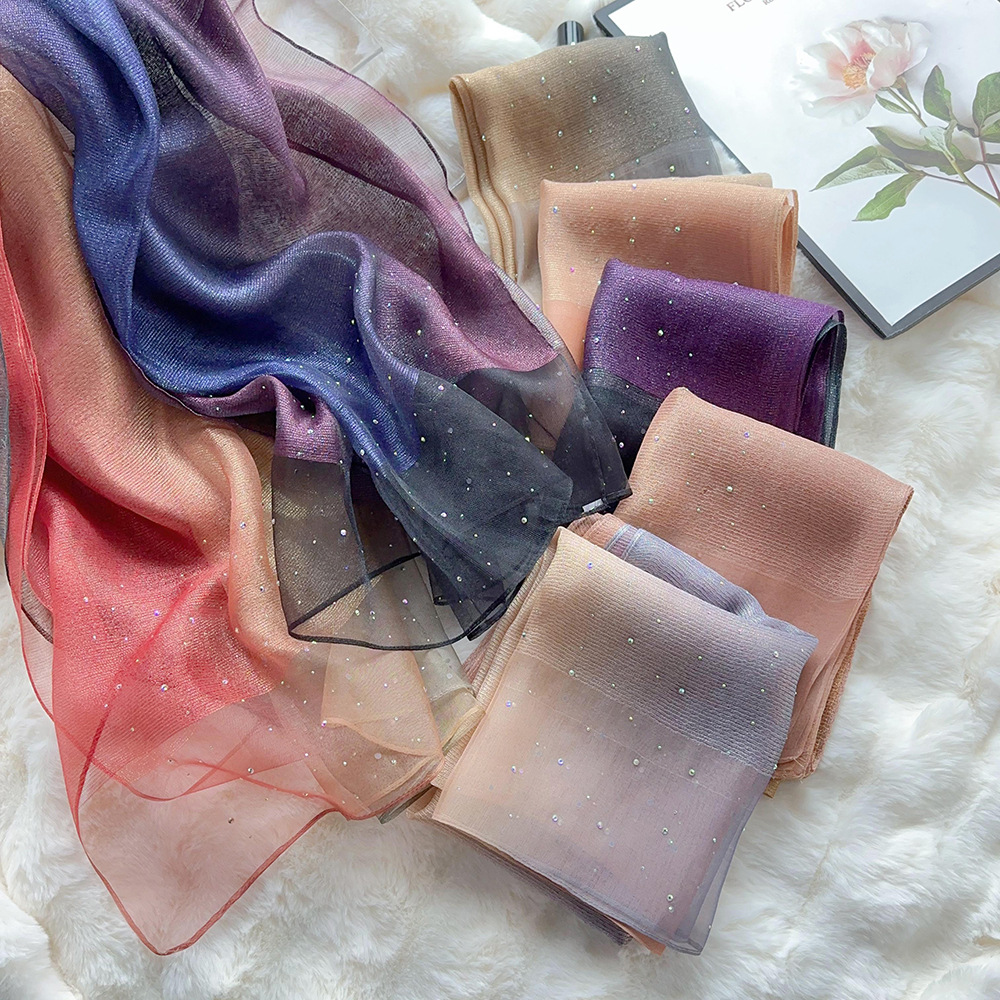 Chic Silk Blend Scarves: Versatile Shade-Changing Accessory for Ladies
