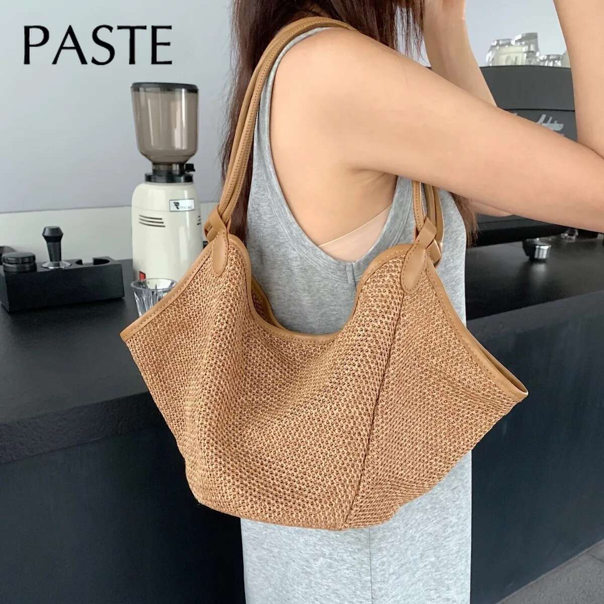 French Lazy Wind Summer Vacation Travel Beach Tote Medium Natural Raffia Straw Yarn Knitting Women Armpit Shoulder Bag