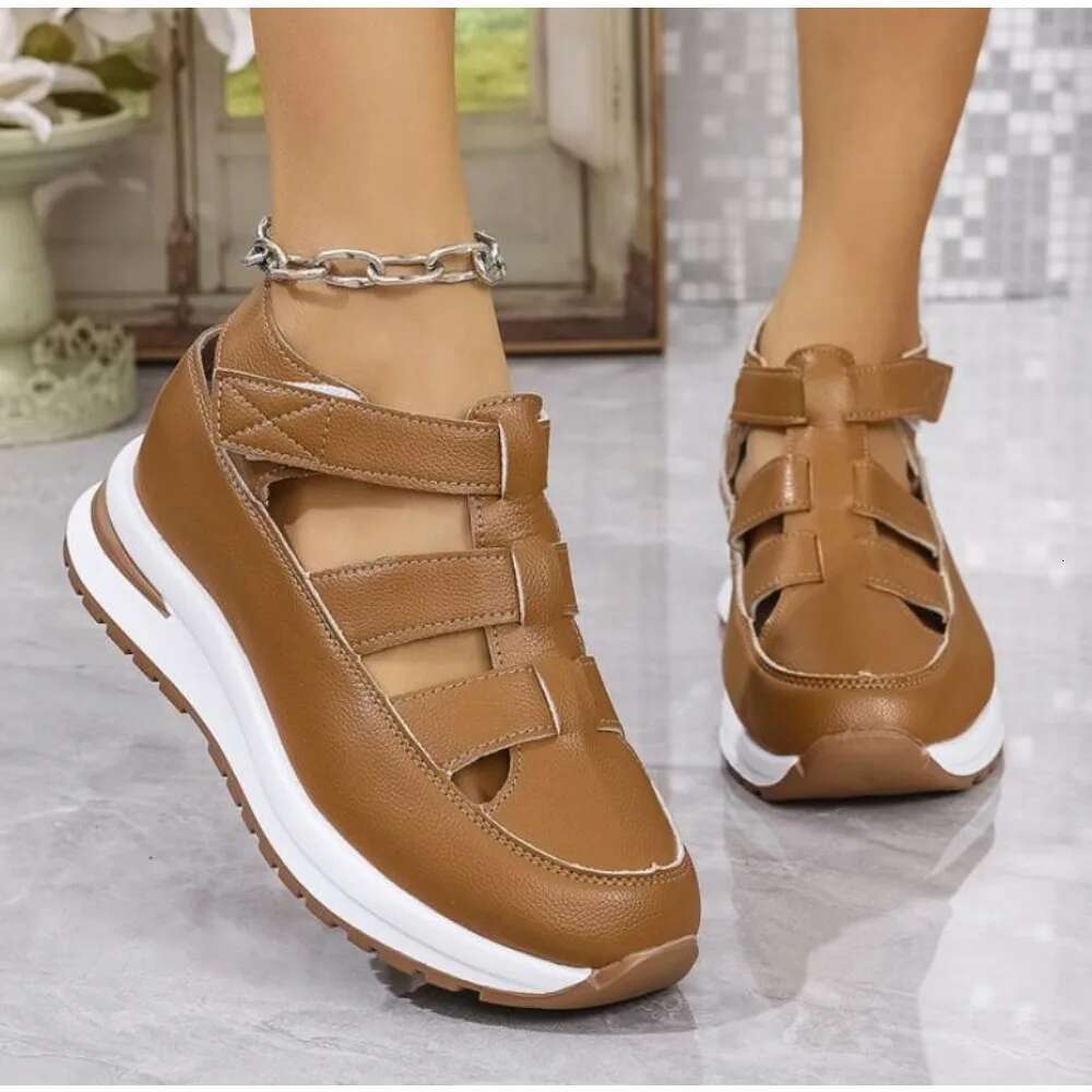 2025 New White Black Closed Toe Women's Rome Casual Sandals Women Hollow Platform Wedges Plus Size 43 Sneakers