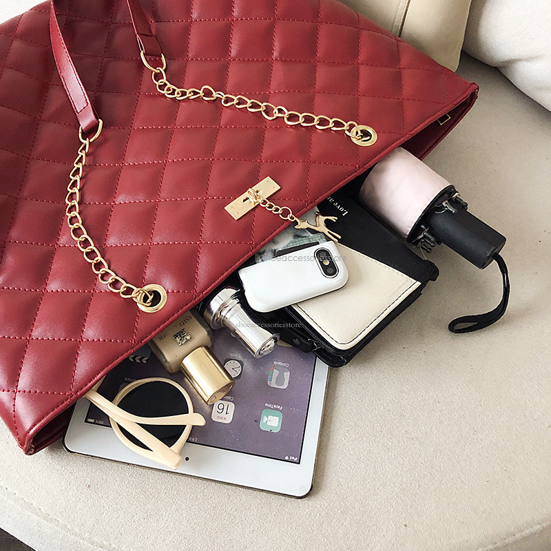 New 2025 Fashion Large Diamond Mesh Embroidery Thread And Chain Handbag Cross Shoulder Bag Women's Bag
