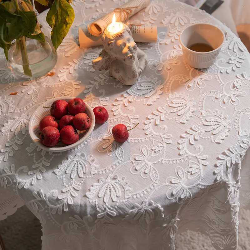 White Lace Luxury Embroider Tablecloth for Wedding Party Living Room Bedroom Table Cloth American Table Decoration C2511223