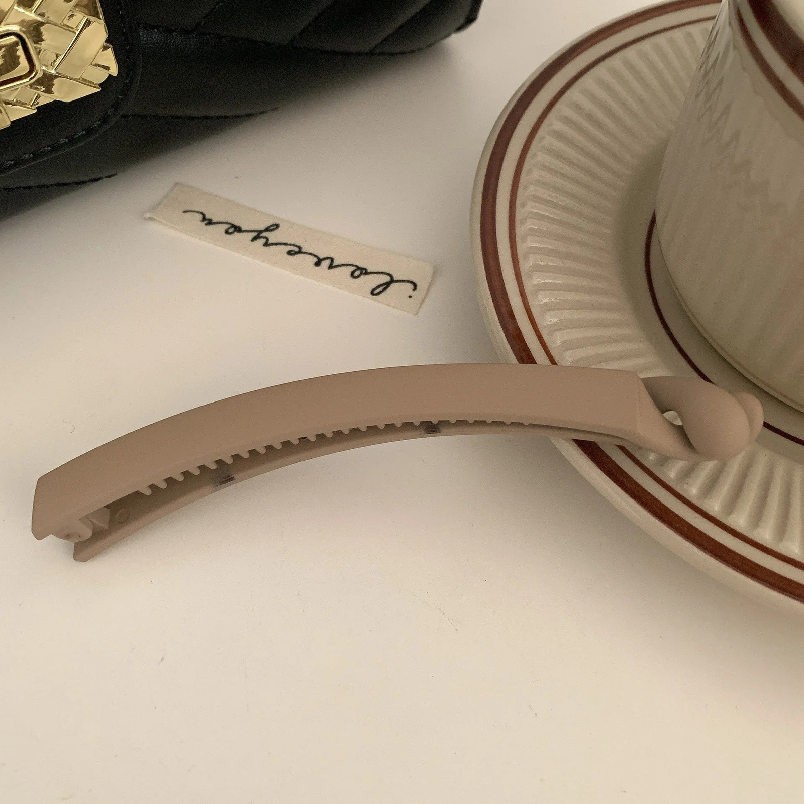 Womens elegant matte color banana claw clip plastic hair bucket simple solid black brown tail holder 250417