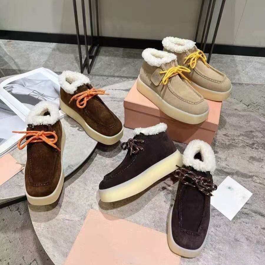 2025 Snow Boots Designer Luxury womens round toe Strap platform Anti Slip Fashion short ankle boots thick soled fur warm suede winter snow ski booties outdoor shoe