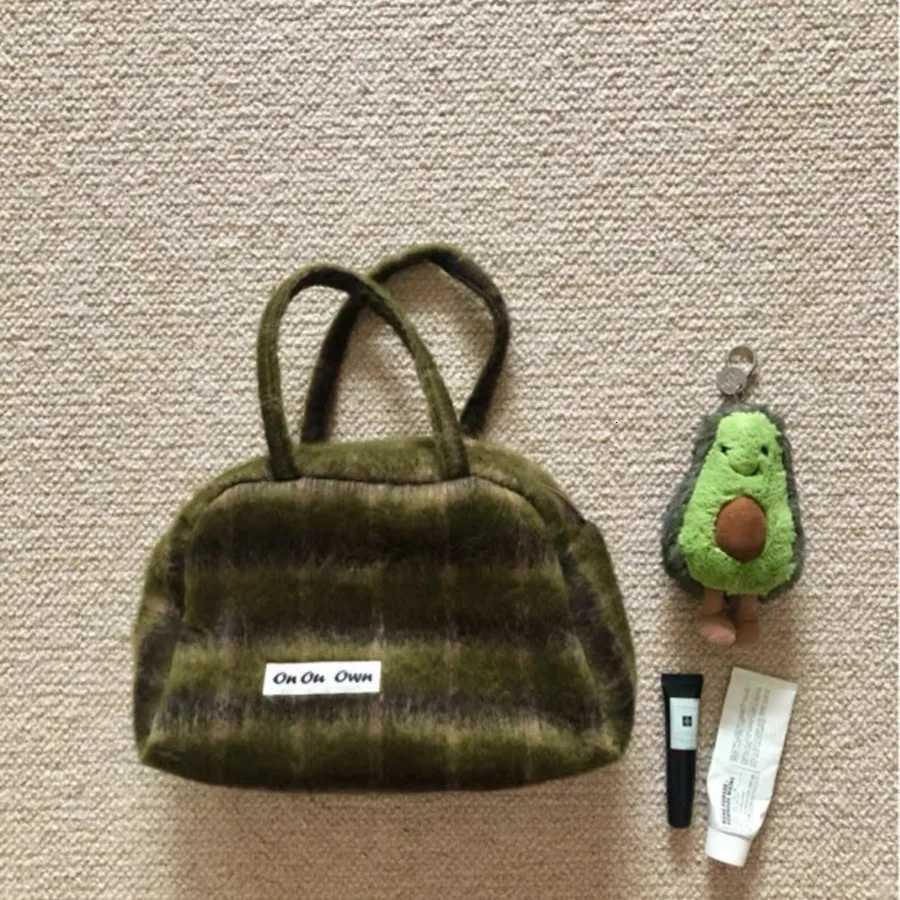 Seaweed Taiwan green Boston bag female niche autumn plush messenger bag new face value niche handbag bags for womenT251122
