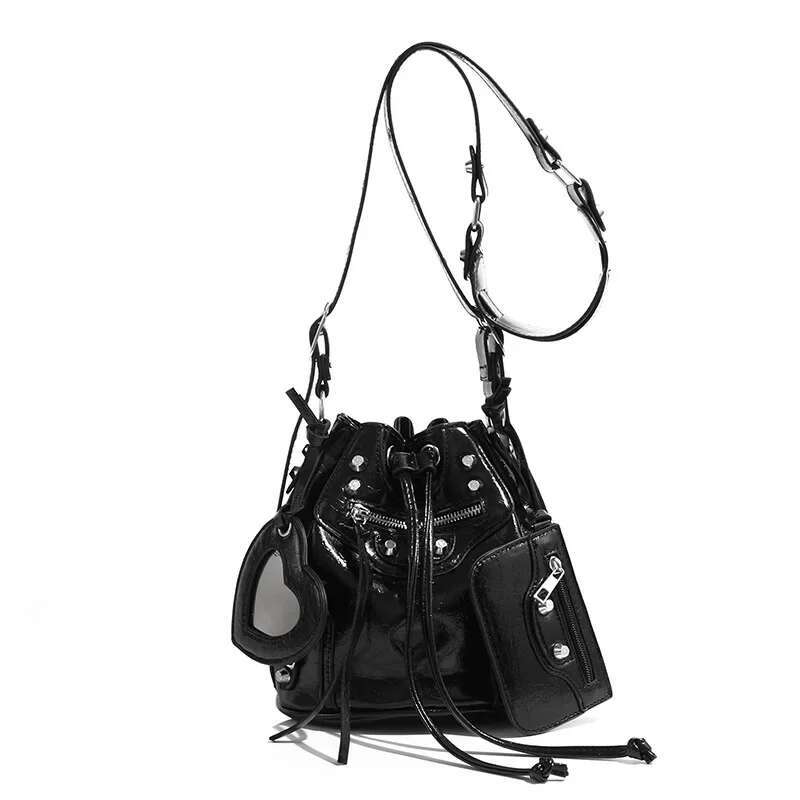 Designer bag handbags women's new arrival black patent leather bucket bag small crossbody bag heart charm zipper detail