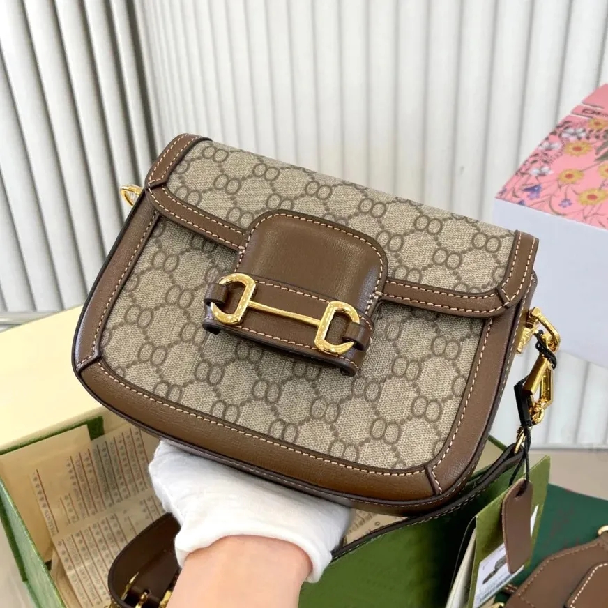 High Quality Designer bag Saddles bag Classic Designer bag Fashion Brand Wallet Vintage Ladies Brown Leather Handbag Designer Shoulder bag