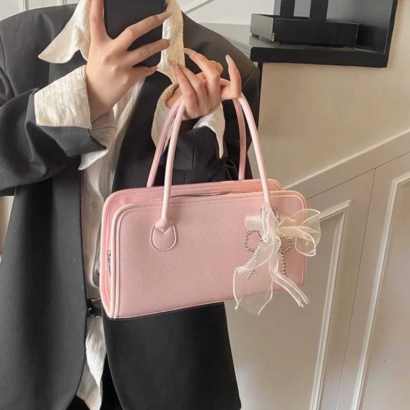 Luxury Inspired Ladies Shoulder Bag High-End Leather Crossbody Handbag Womens Tote Purse For Formal Casual OccasionsT251122