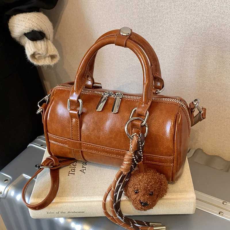 New Arrival 2025 Spring High quality Retro Small Bag for Women - Versatile Messenger Type Fashion and Portable Boston HandbagT251122