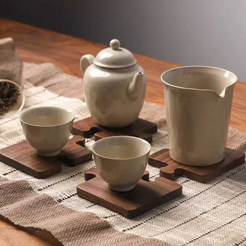 Walnut Coaster Log Coaster Restaurant Decor Solid Wood Heat-resistant Table Top Protection Insulated Wood Jigsaw Coffee Coaster C251122