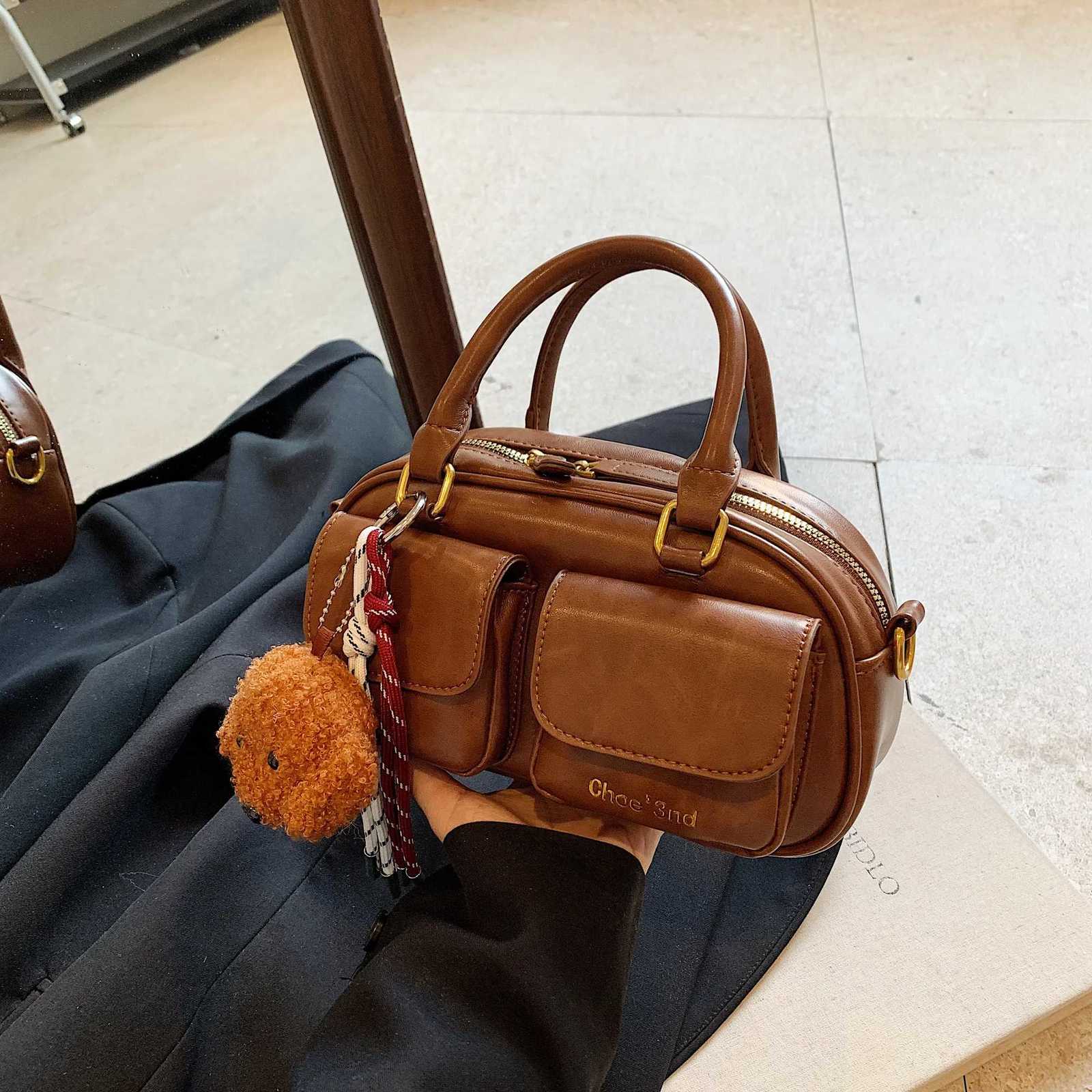 Retro-chic tote bag multi-pocket all-purpose Boston bag commuter shoulder bagT251122