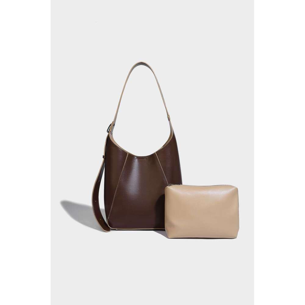 Designer Women's Bags Designer Highlighting 2023 New Large Capacity Commuting Tote Leisure Fashion Trend One Shoulder Versatile Handheld Crossbod