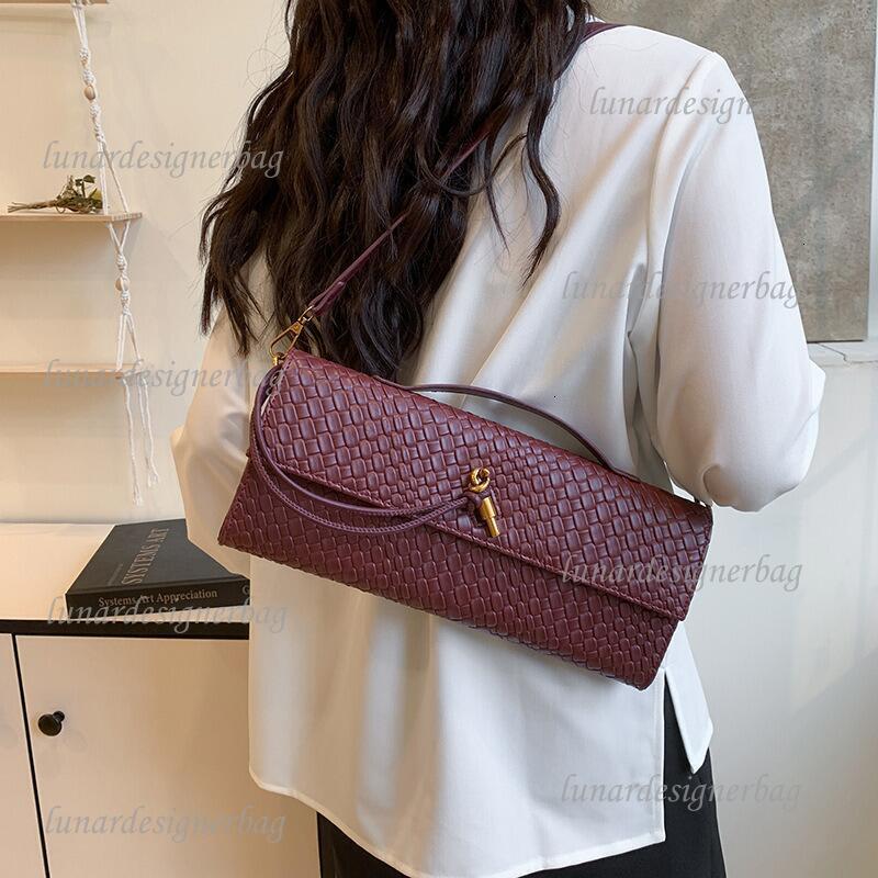 Luxury Fashion Bag for Women Purse Free Shipping Unique Niche Design Casual Fashion Purse 2025 Casual Trendy Women's Clutch Fashion Small Square 
