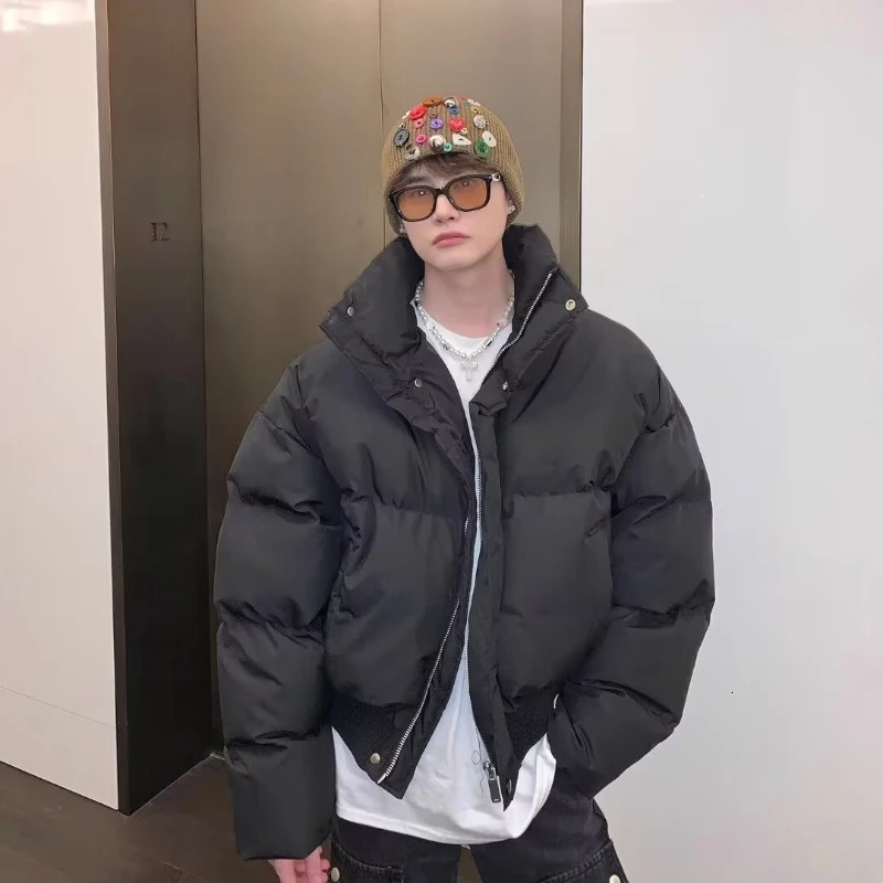 Simplicity Stand Collar Mens Parkas Heavy Winter Thicken Casual Short Cotton Jacket Warm Fashion Coats Male Streetwear 251104