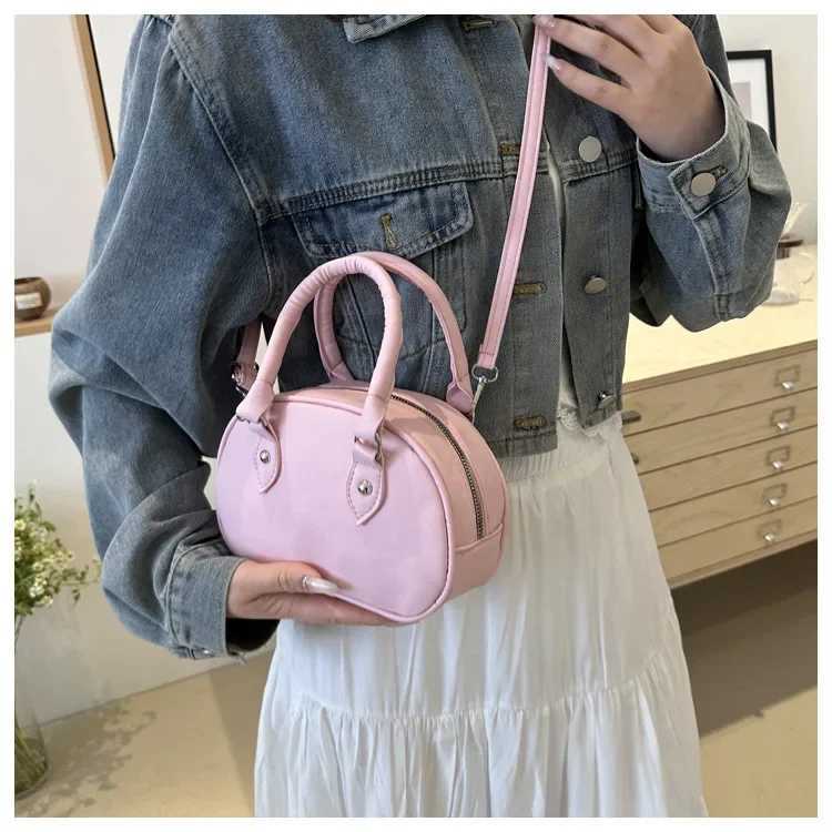 Chic Versatile Baseball Bag Womens Handbag Shoulder Crossbody Bag Retro Atmosphere Spring Summer New Style Soft Polyester Fiber K251121