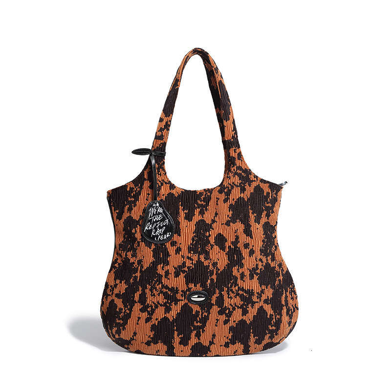 Designer Women's Bags Designer Fragrant Pear New Niche Design, Large Capacity Women's Fashionable Leisure Bag, One Shoulder Trendy Tote Bag