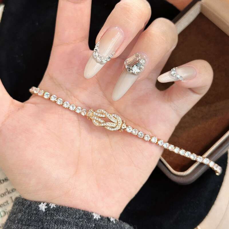 Bracelet Luxury Horseshoe Bracelets - Ultra Shiny Diamond Texture, Simple Row Design, Trendy Fashion Jewelry Gift Z260313