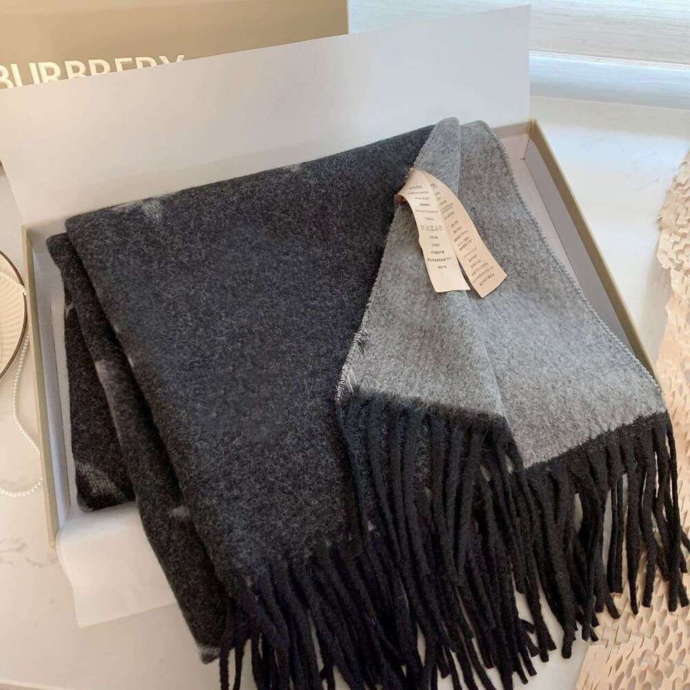 Scarf For Women Designer Luxury 2025 Double-Sided Cashmere Scarf for Women Letter Monogram Imitation Wool Neck Warmer Shawl with Tassels