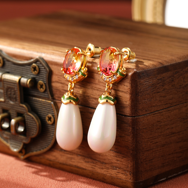 French Retro Court Baroque Freshwater Pearl Earring Women Statement Punk Goth Arcane Tiki Jewelry 250303