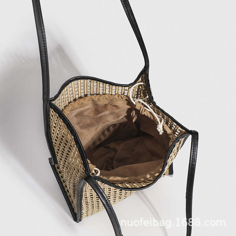 Ins Style Resort Beach Bag Weaving Bag For Women Large Capacity Grass Woven Vacation Versatile Beach Simple Shoulder Bag Handmade KQ