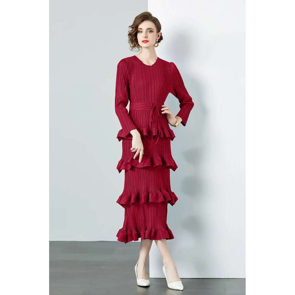 Miyake Autumn New High-End Light Niche Ruffle Edge Cake Skirt Heavy Industry Pleated Slim Long Dress 2024