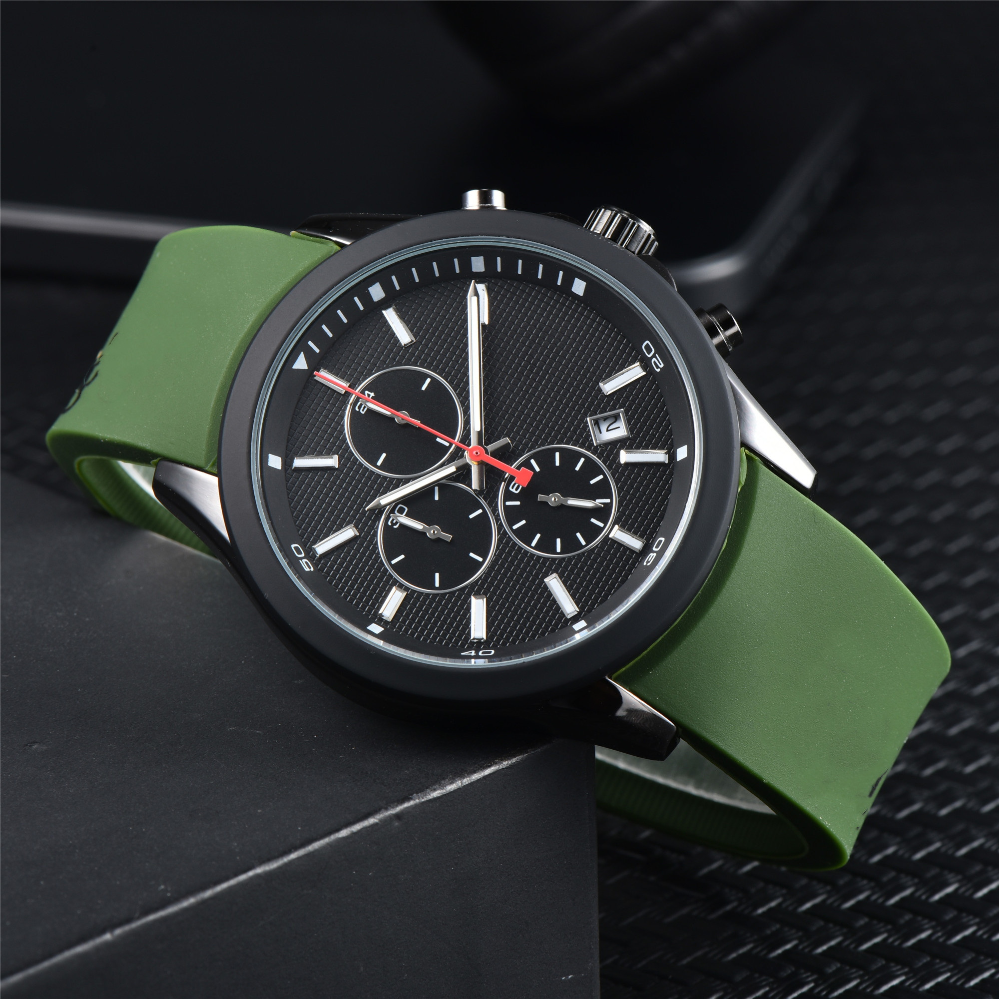Men's watch quartz movement silicone strap sporty fashionable trend wristwatch