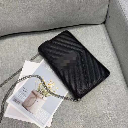 Classic European and American Fashion Single Shoulder Handbag Women's Chain Bag