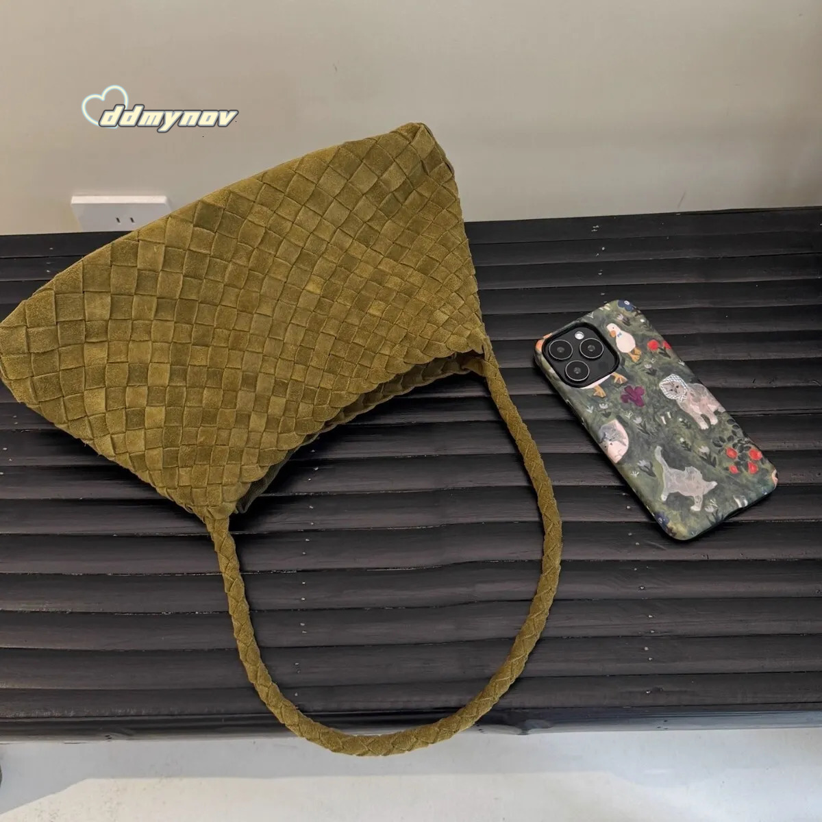 Suede Leather Hand Woven Armpit Hand-held Women's Shoulder Autumn New Simple Style Solid Color 2025 Designer Bag Handbag ddmynov