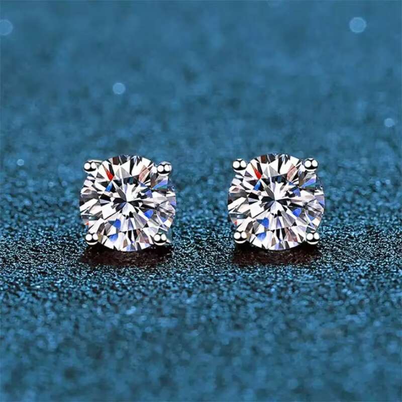 Sterling Silver Diamond Earring 0.3/0.5/0.8/1/2 Carat 4-Prong Setting Excellent VVS1 Moissanite Silver Earrings