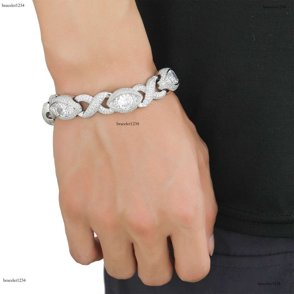 Luxury Hip Hop 15MM Infinite Eye 8-figure Cuban Chain with micro-inlaid Ice out VVS Moissanite, men's and women's bracelet Free delivery