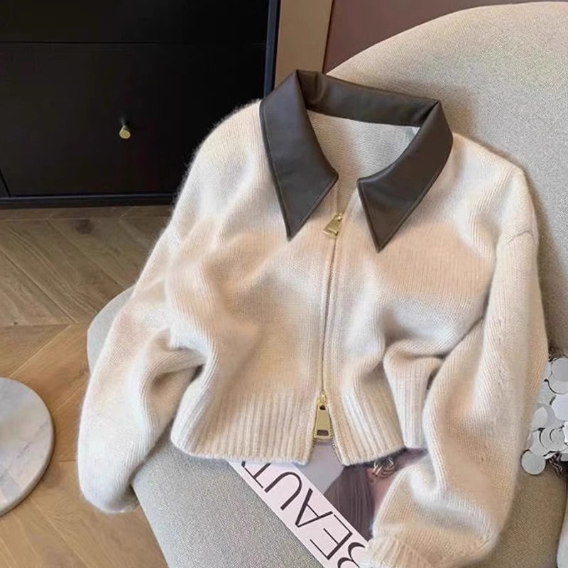 Designer Knitted sweater free shipping Autumn sweater knitted sweater new women's top early autumn innerwear base layer black khaki beige uniform