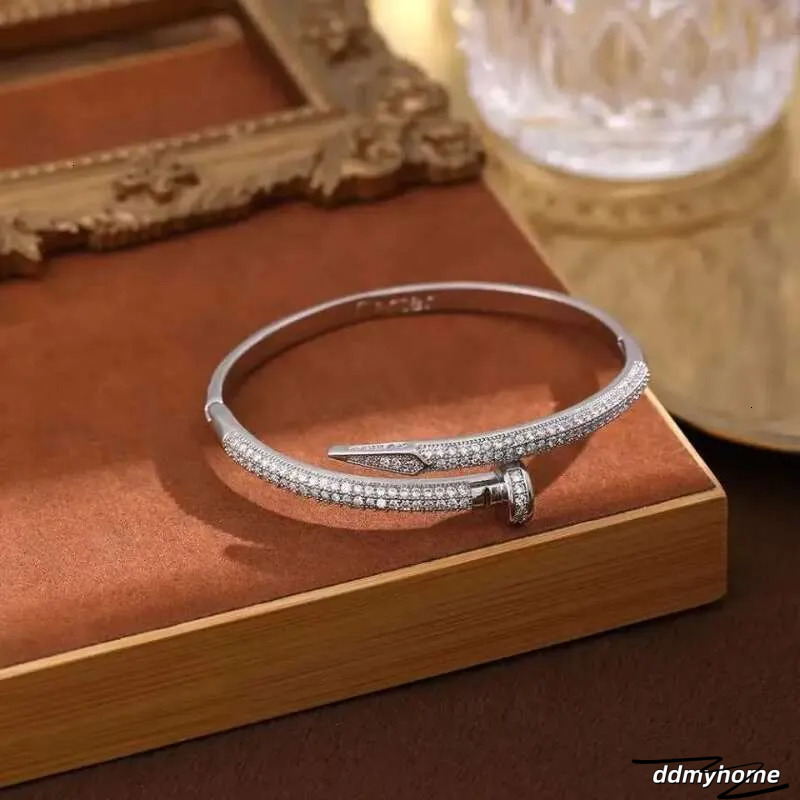 Bracelet Designer Bracelets For Women Luxury Jewelry Copper Plated With High-Quality Fashion Zircon Inlay Bangle Holiday And Vacation Gifts Ddmyhome