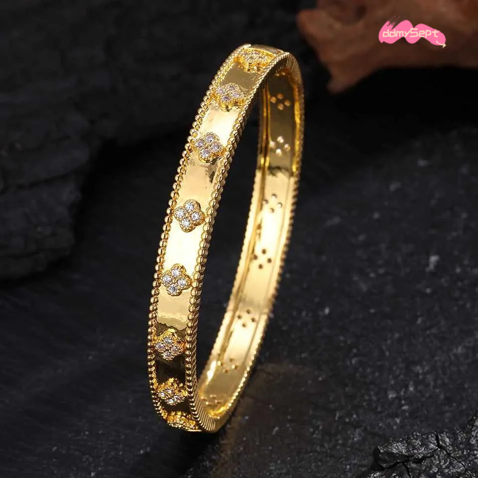 Flower Zircon Bracelet for Women Exquisite CZ Engagement Wedding Jewelry H11.21 ddmysept