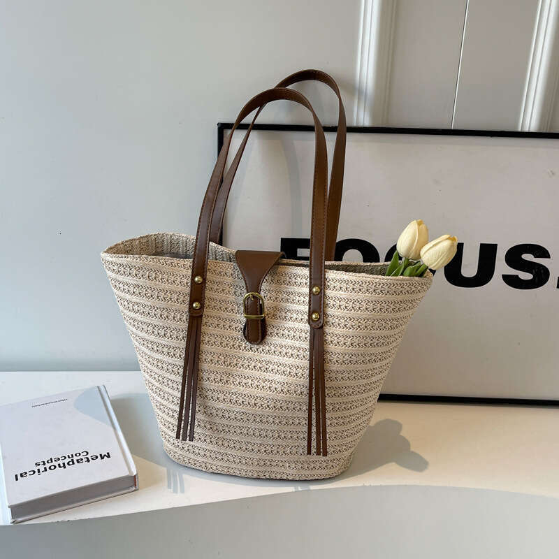 Ins Style Resort Beach Bag Straw For Women New Leisure Vacation Beach Woven Shoulder Large Capacity Commuting Tote Bag KQ