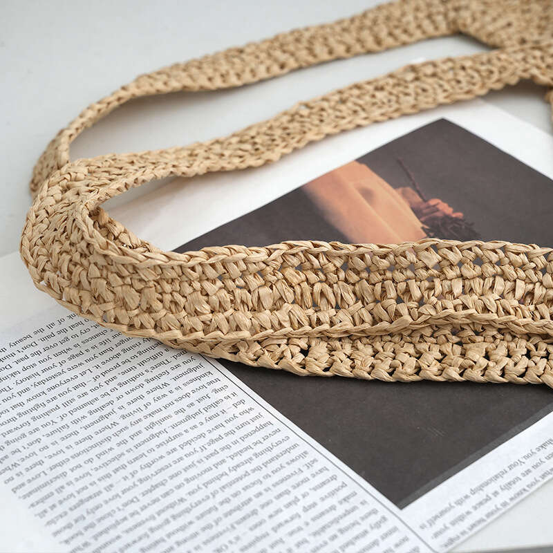 Ins Style Resort Beach Bag New French Style Large Capacity Hollow Grass Woven Versatile Casual Shoulder Women S Vacation Beach Bag KQ