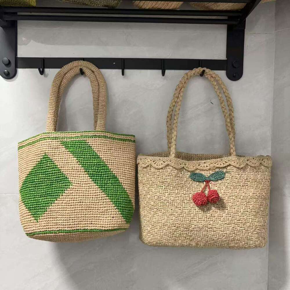 Ins Style Resort Beach Bag Straw Bag For Women In Summer Cute Cherry Lafite Grass Woven Beach Vacation Bag Simple Handbag KQ