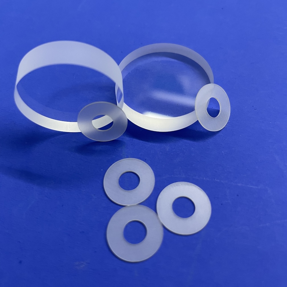 Customized clear Fused Silicon Drilling High Accuracy Laser Quartz Glass Plate With Small Slot